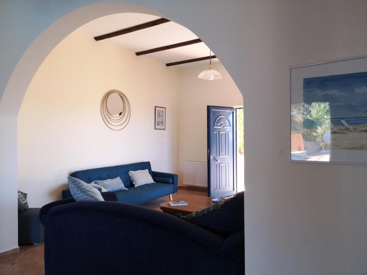 Villa Lir Tholos  外观 照片
